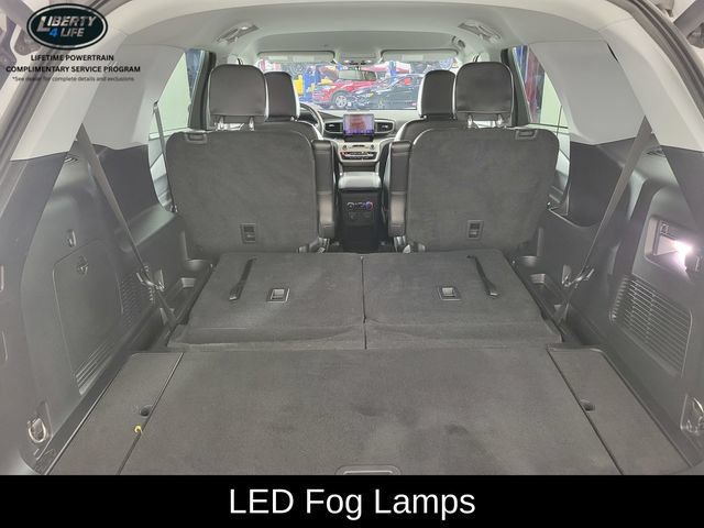 Certified 2021 Ford Explorer XLT w/ Equipment Group 202A AWD/4WD image 18