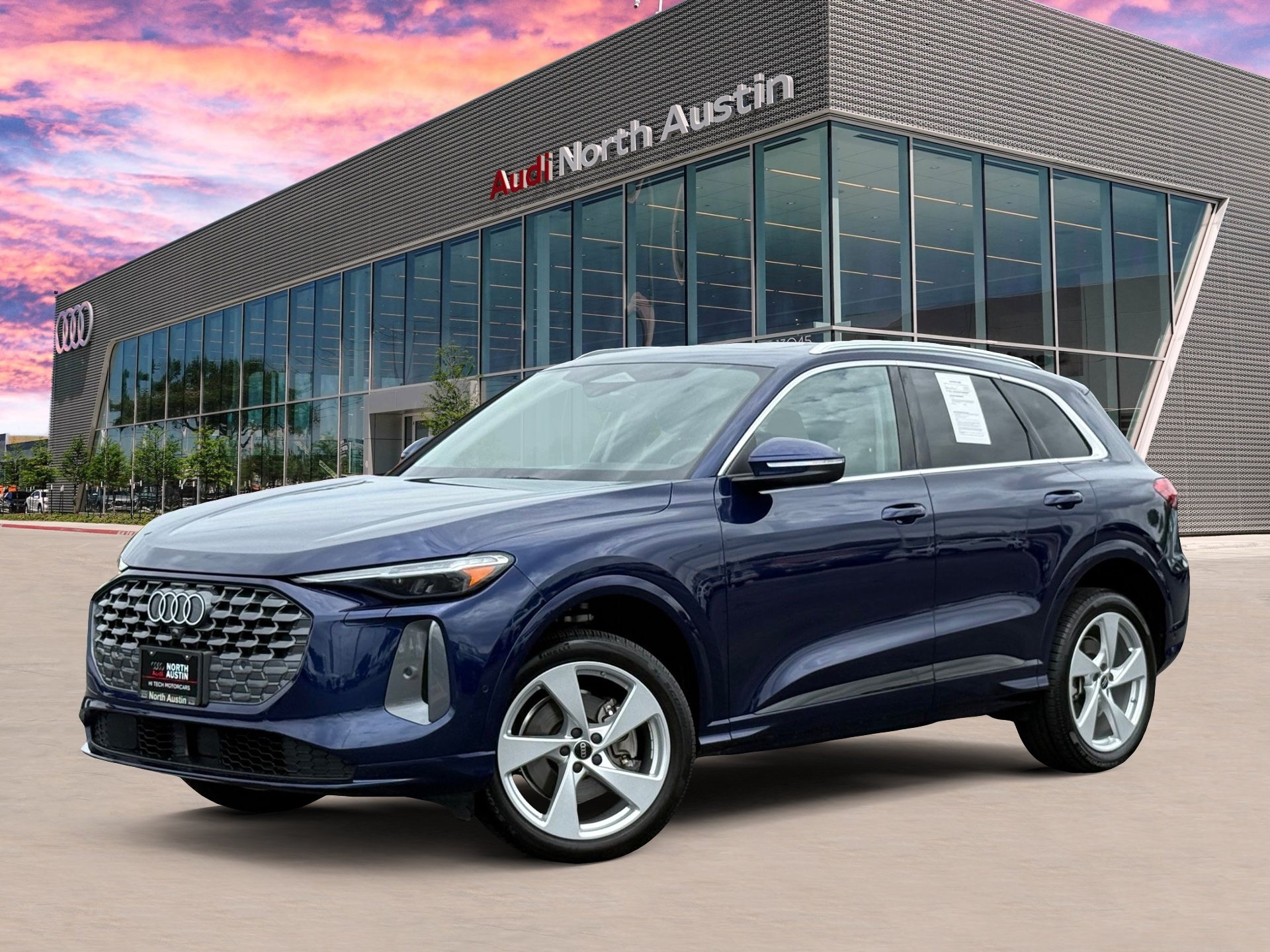 Certified 2025 Audi Q5 Premium Plus w/ Premium Plus AWD/4WD image 1