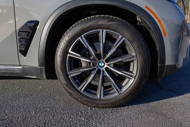Certified 2025 BMW X5 xDrive40i w/ Parking Assistance Package image 11