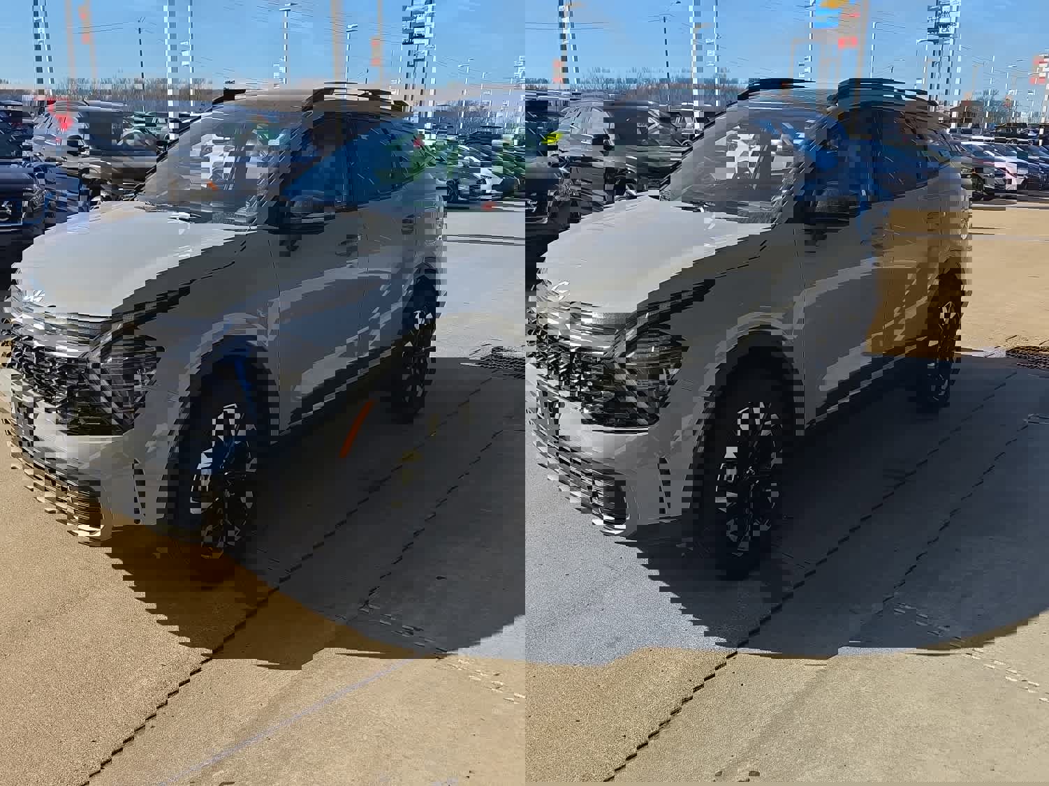 Used 2024 Kia Sportage X-Line w/ X-Line Premium Package image 4