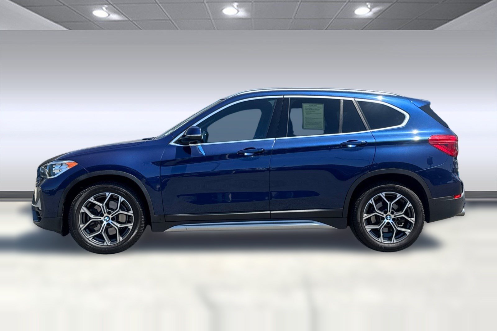 Used 2020 BMW X1 sDrive28i w/ Convenience Package FWD image 2