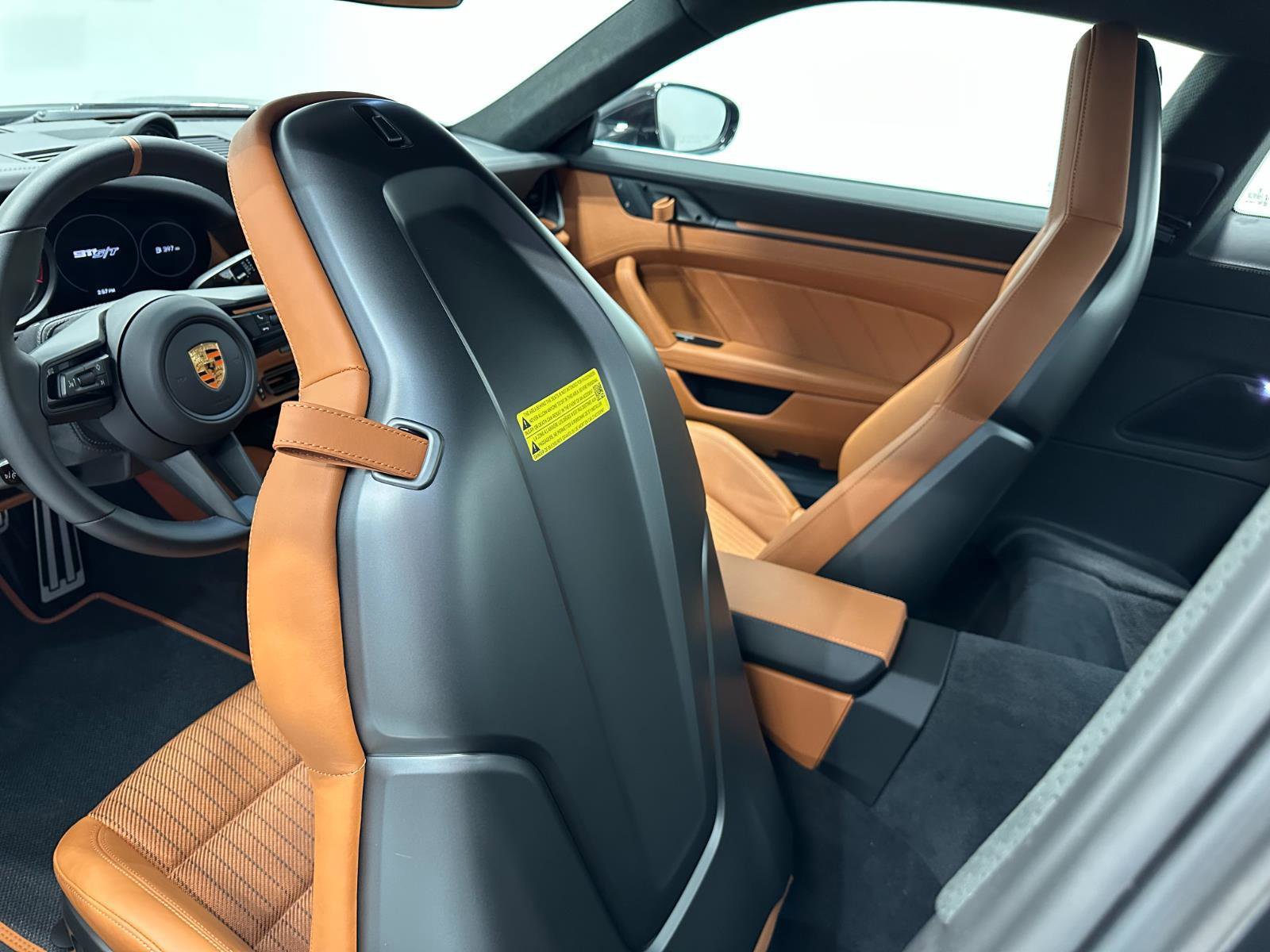 Certified 2024 Porsche 911 GT3 RS RWD image 32