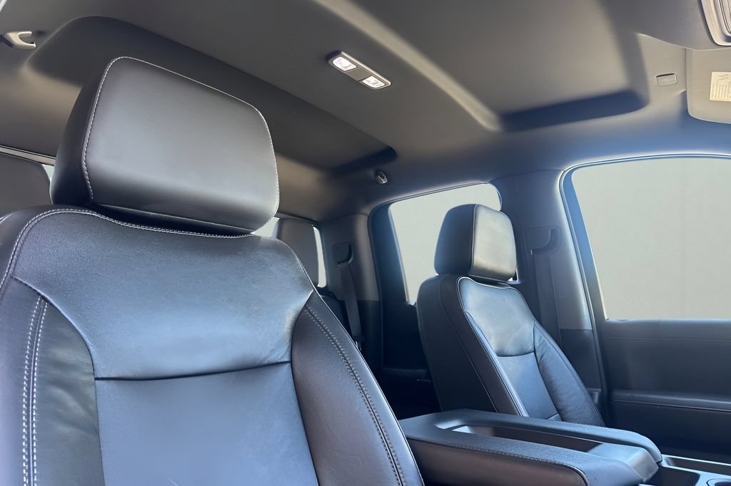 Used 2020 Chevrolet Silverado 1500 LT w/ All-Star Edition AWD/4WD image 18