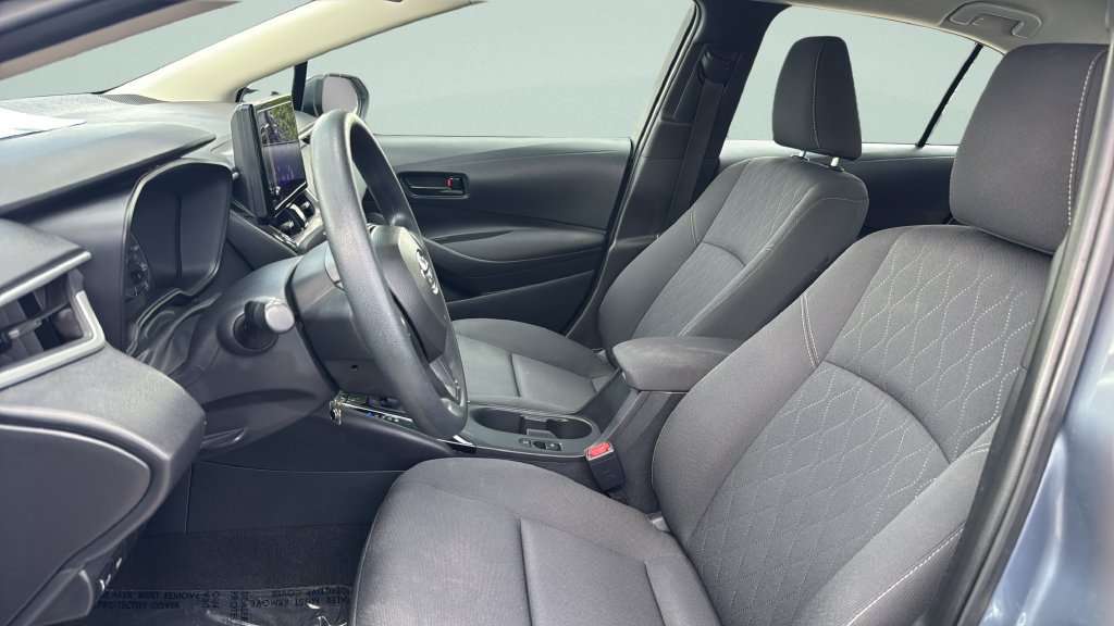 Used 2024 Toyota Corolla LE FWD image 9