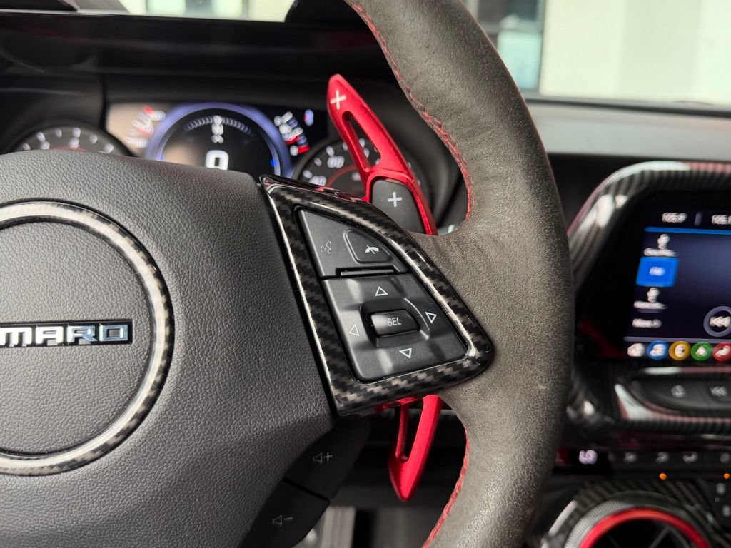 Used 2019 Chevrolet Camaro ZL1 RWD image 16