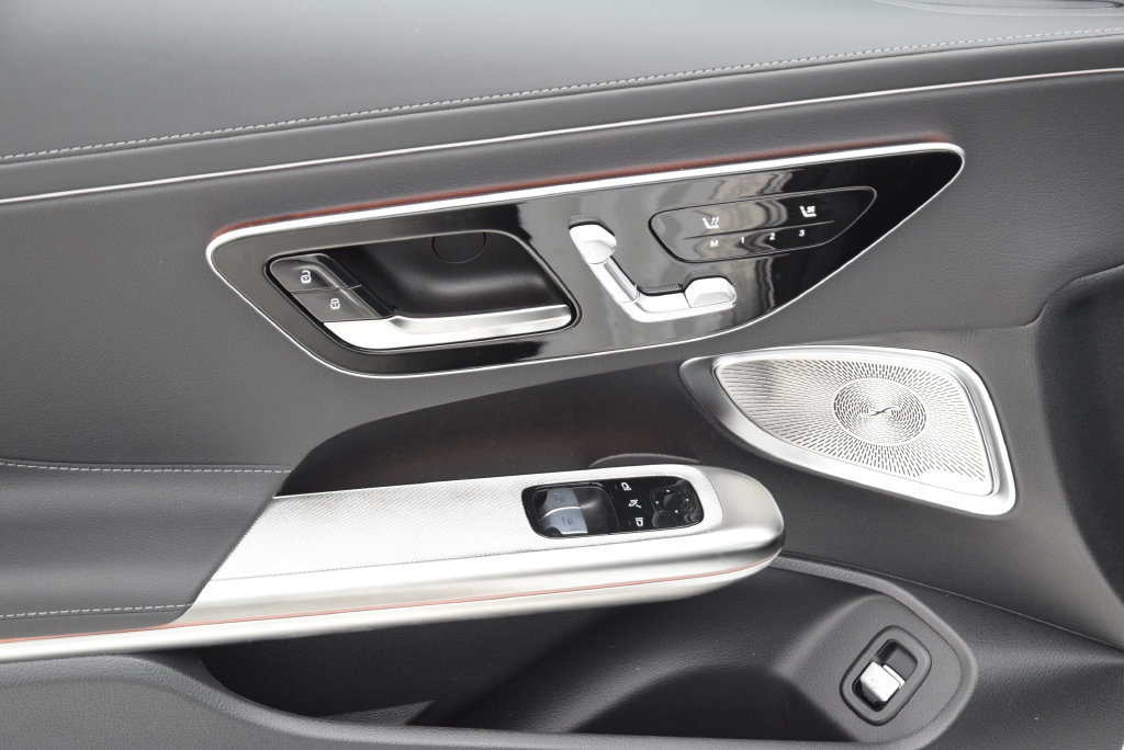 New 2026 Mercedes-Benz CLE 450 4MATIC Coupe image 21