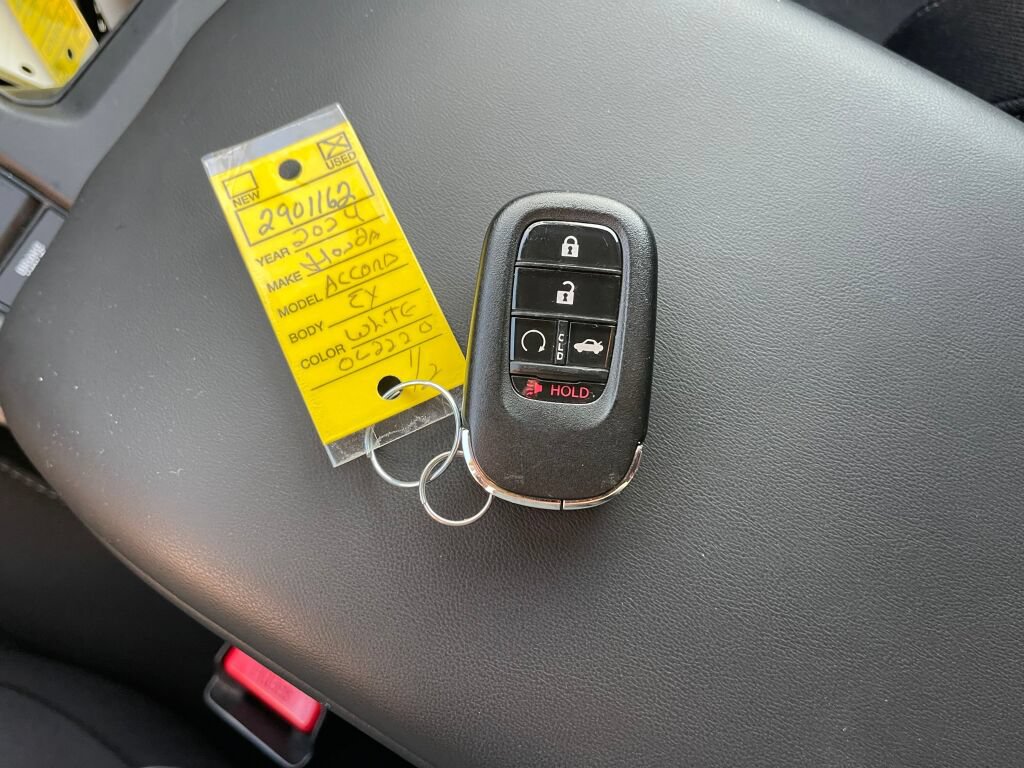 Used 2024 Honda Accord EX image 4