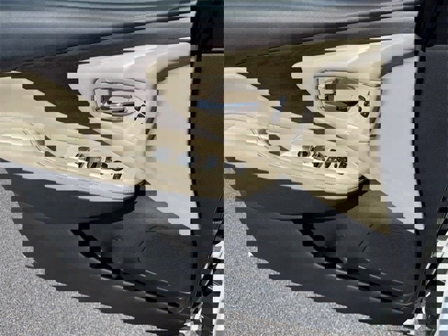 Used 2020 Nissan Murano Platinum image 17