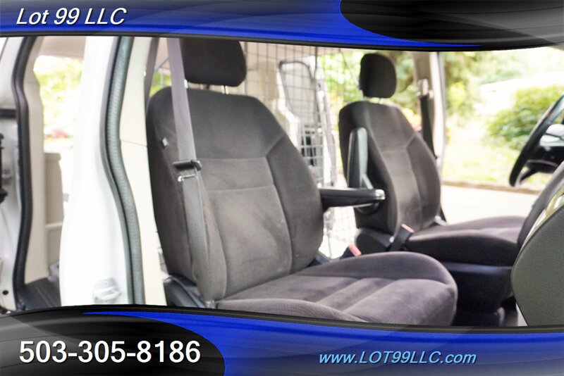 Used 2014 RAM C/V Tradesman w/ UConnect Hands-Free Group FWD image 28