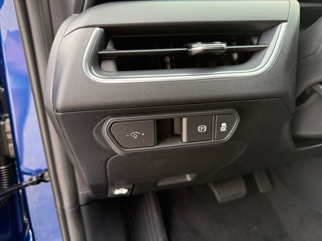 New 2025 Kia K4 EX image 16