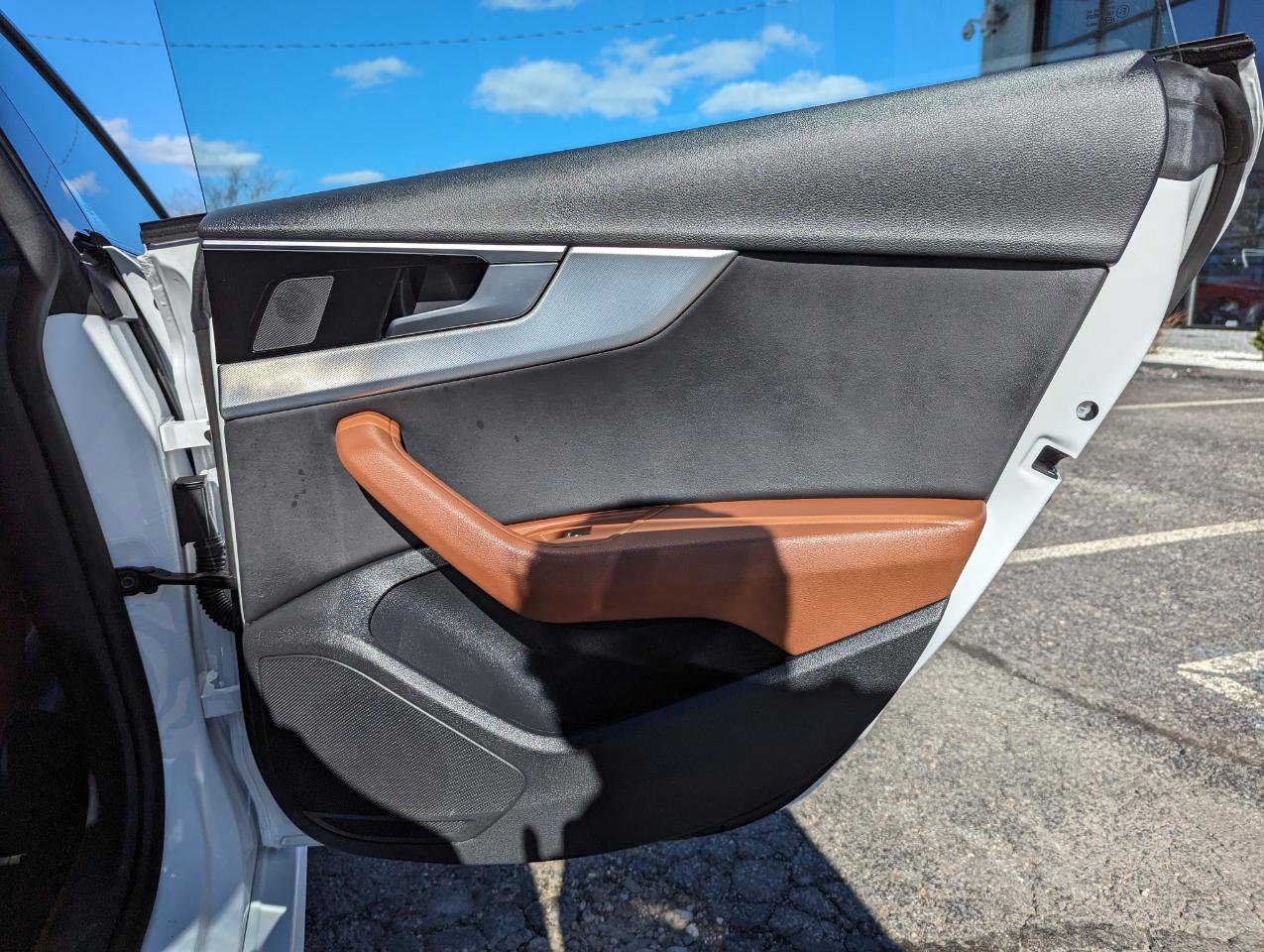 Used 2025 Audi A5 2.0T Premium Plus w/ Convenience Plus Package image 37