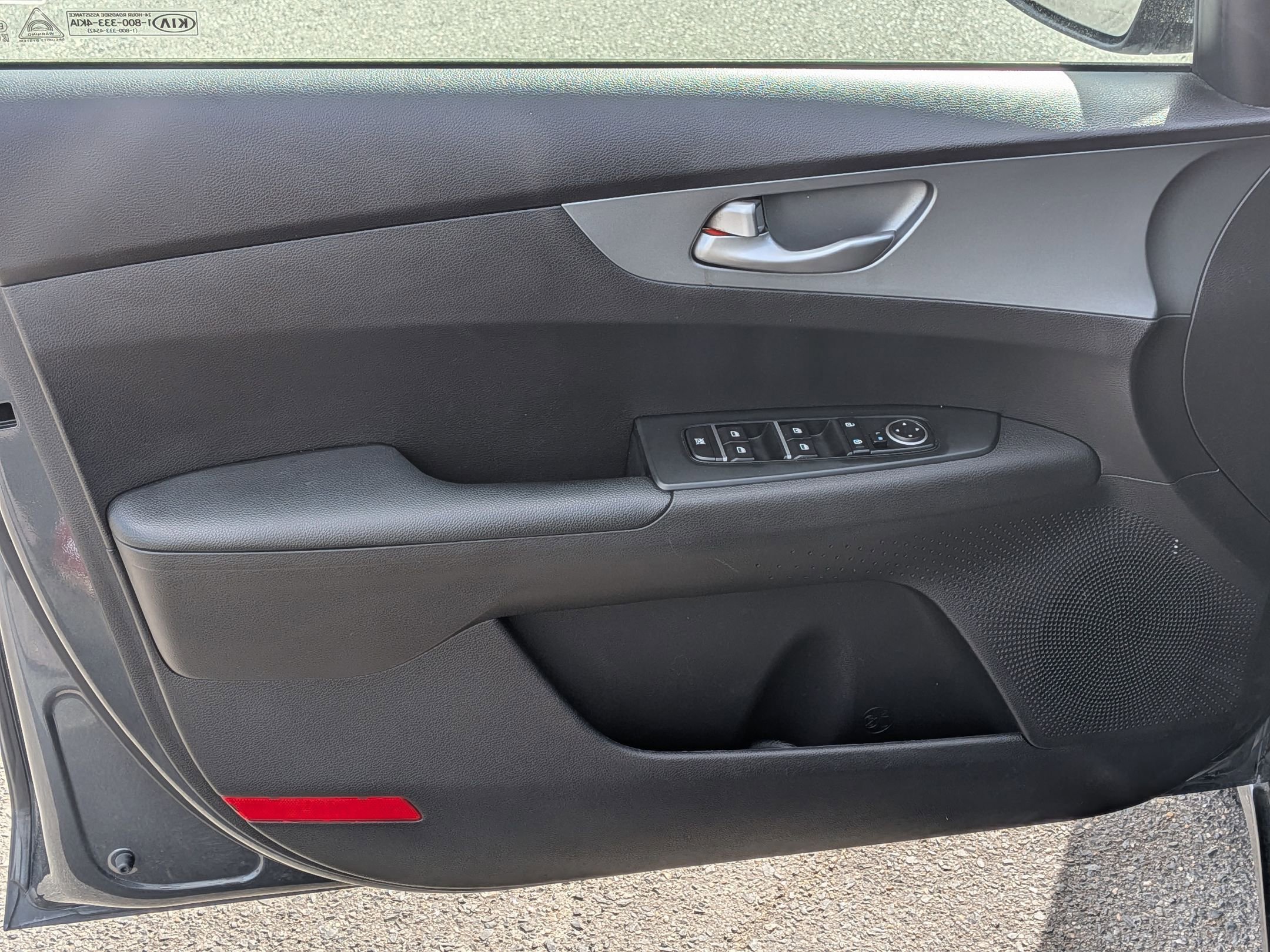 Used 2021 Kia Forte LXS image 11