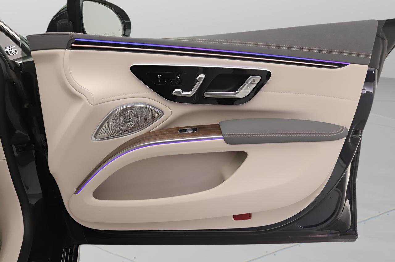 Certified 2023 Mercedes-Benz EQS 580 4MATIC Sedan image 21