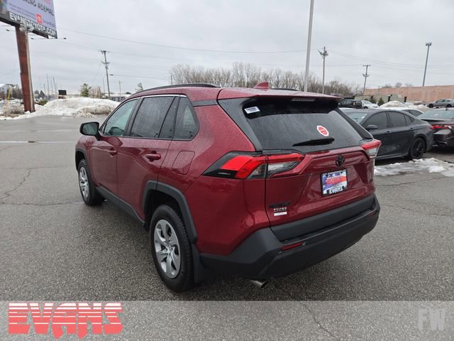 Used 2021 Toyota RAV4 LE image 24