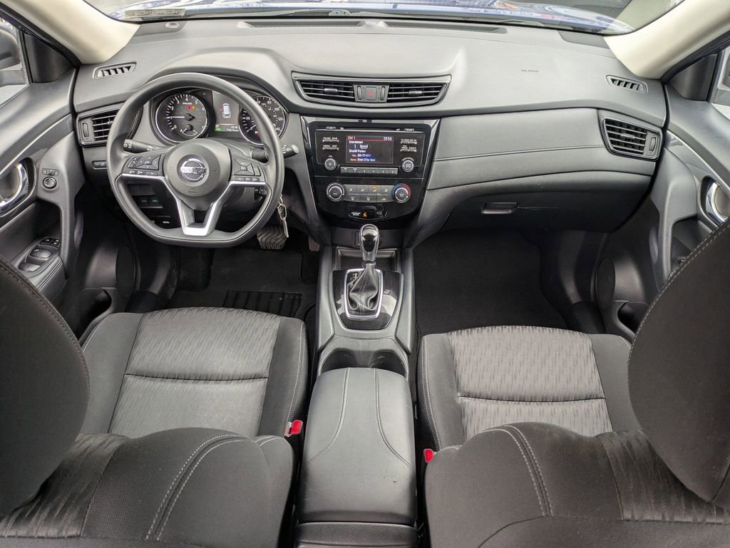 Used 2017 Nissan Rogue S image 10