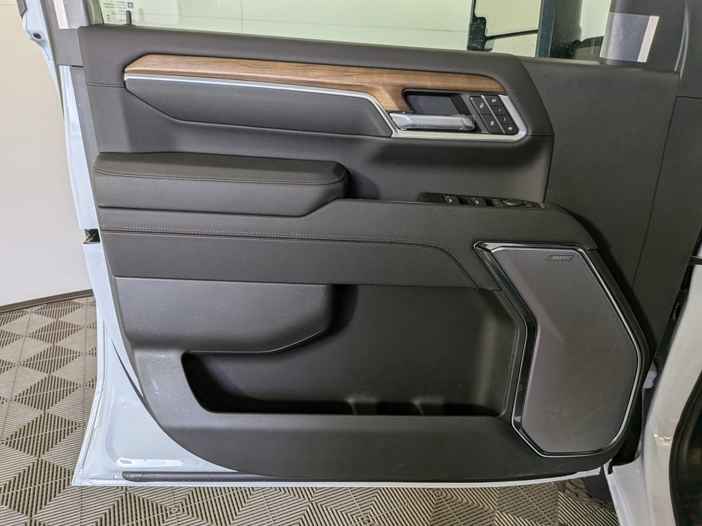 New 2026 Chevrolet Silverado 3500 High Country w/ High Country Premium Package AWD/4WD image 13