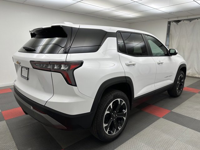 New 2026 Chevrolet Equinox LT w/ LPO, Floor Liner Package image 6