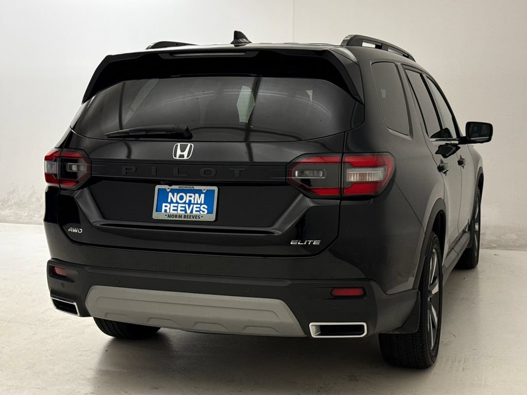 Certified 2024 Honda Pilot Elite image 9