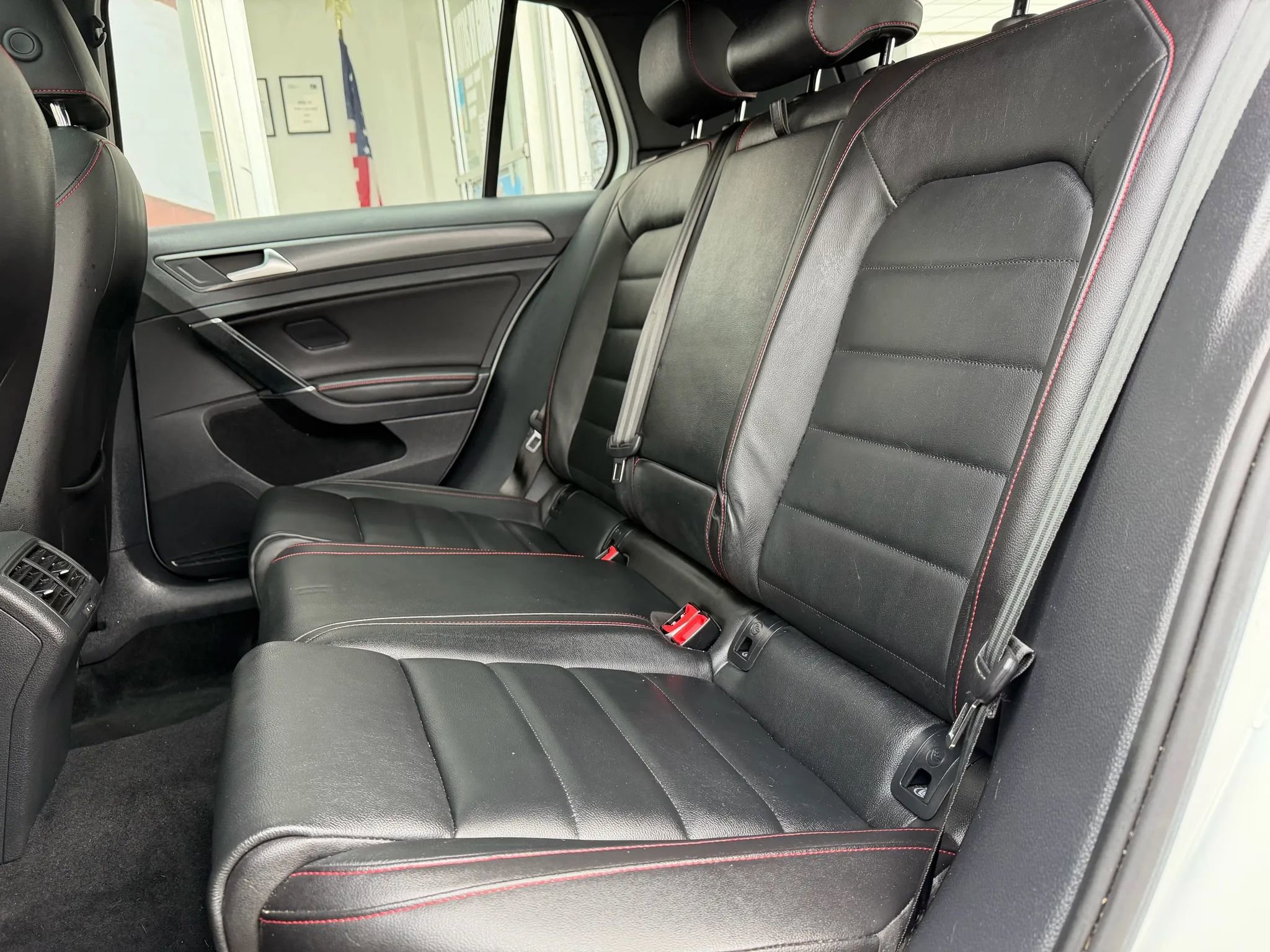Used 2019 Volkswagen GTI SE w/ SE Experience Package FWD image 12