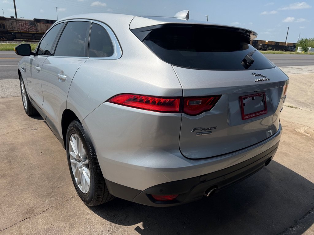 Used 2017 Jaguar F-PACE Prestige AWD/4WD image 26