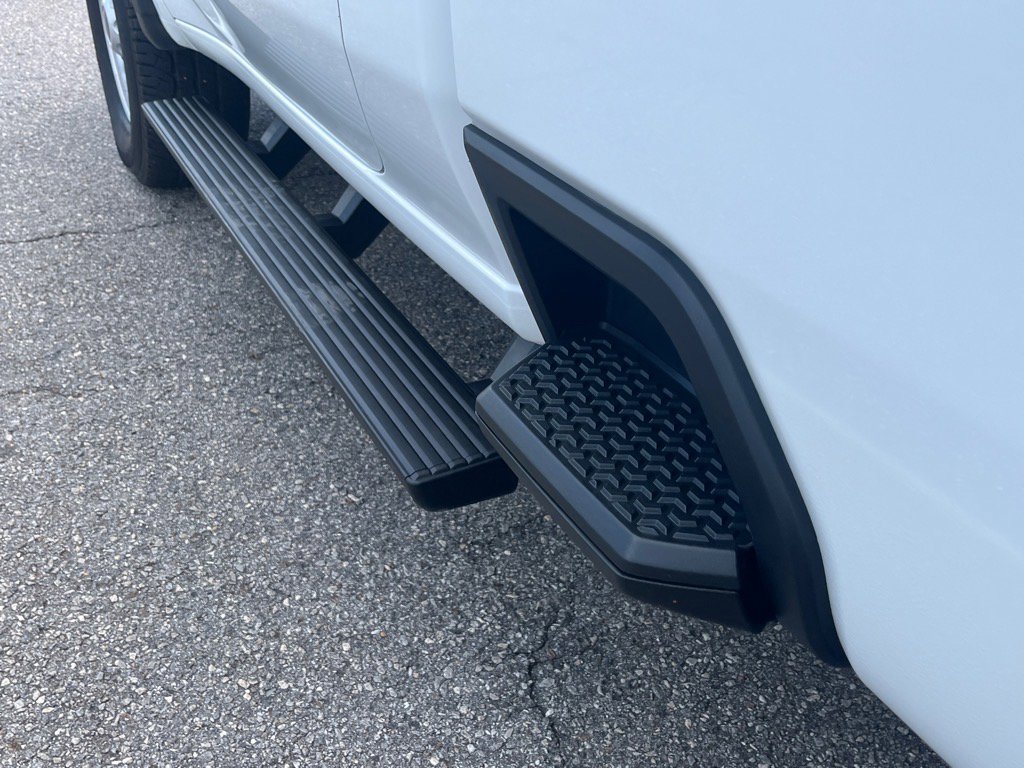 Used 2024 GMC Sierra 2500 Pro image 18