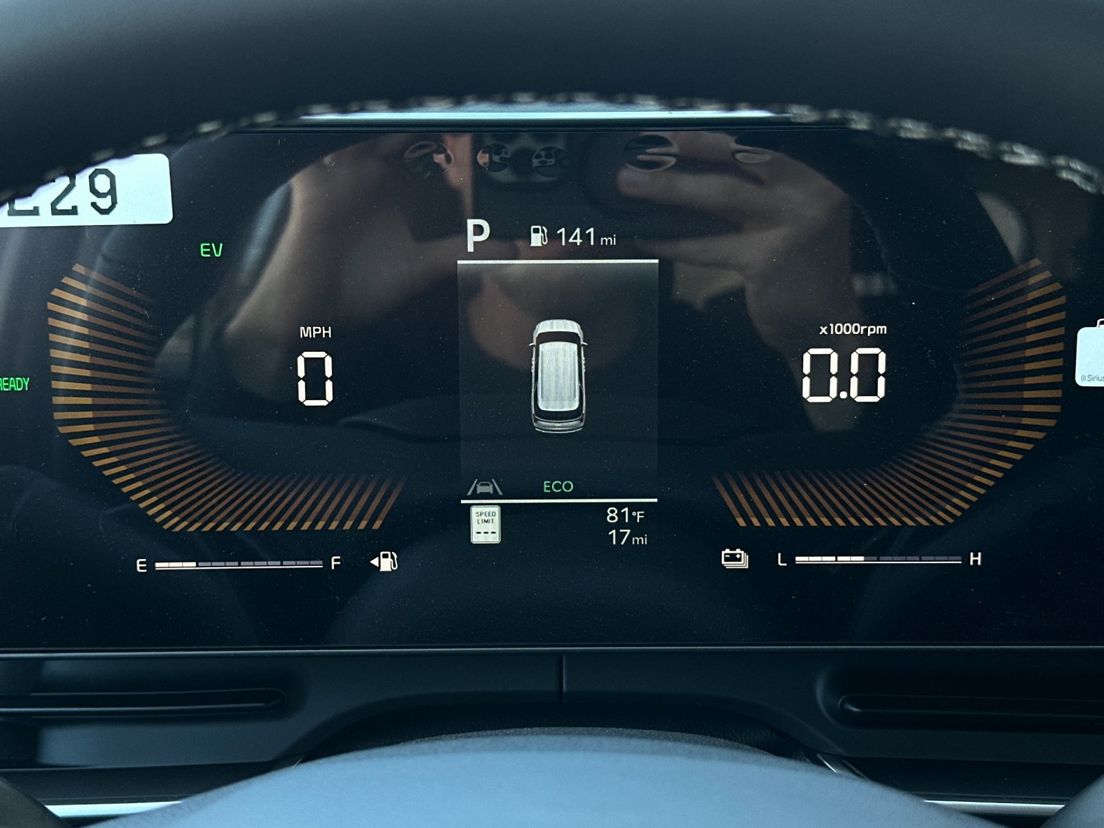 New 2027 Kia Carnival LXS FWD image 26