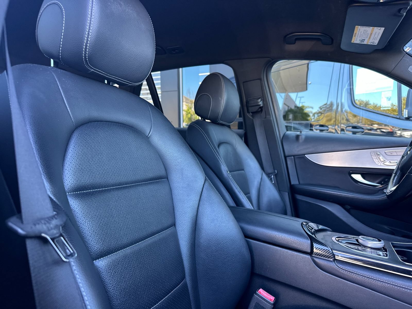 Used 2019 Mercedes-Benz GLC 300 image 17
