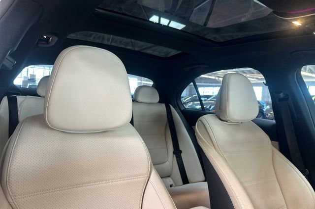 Used 2023 Mercedes-Benz C 300 Sedan image 19