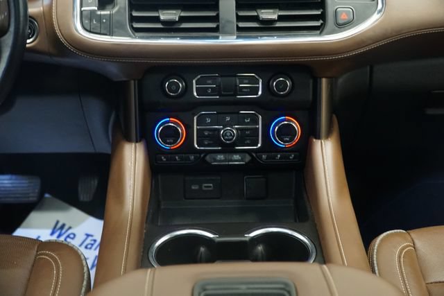 Used 2023 Chevrolet Suburban High Country AWD/4WD image 14