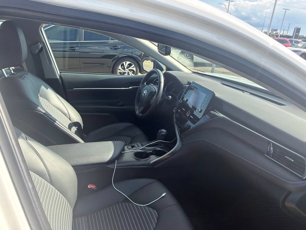 Used 2023 Toyota Camry SE w/ Convenience Package AWD/4WD image 11