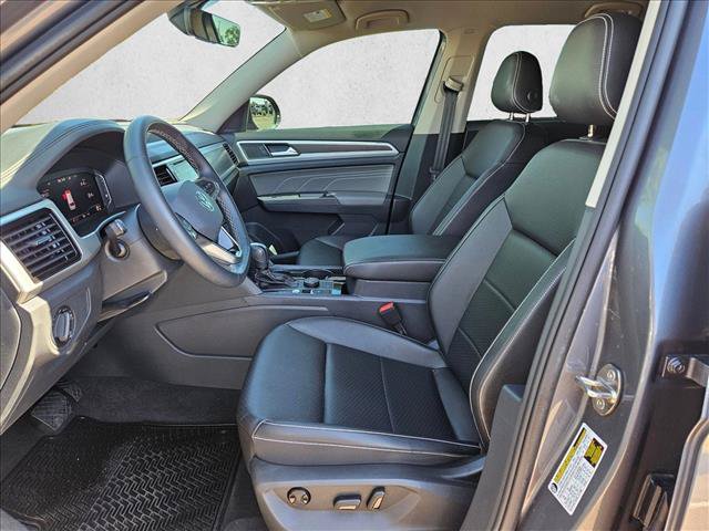 Used 2023 Volkswagen Atlas SE w/ Black Wheel Package AWD/4WD image 22