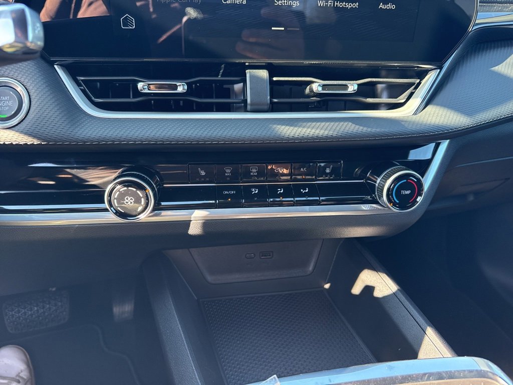 New 2026 Chevrolet Equinox LT image 16