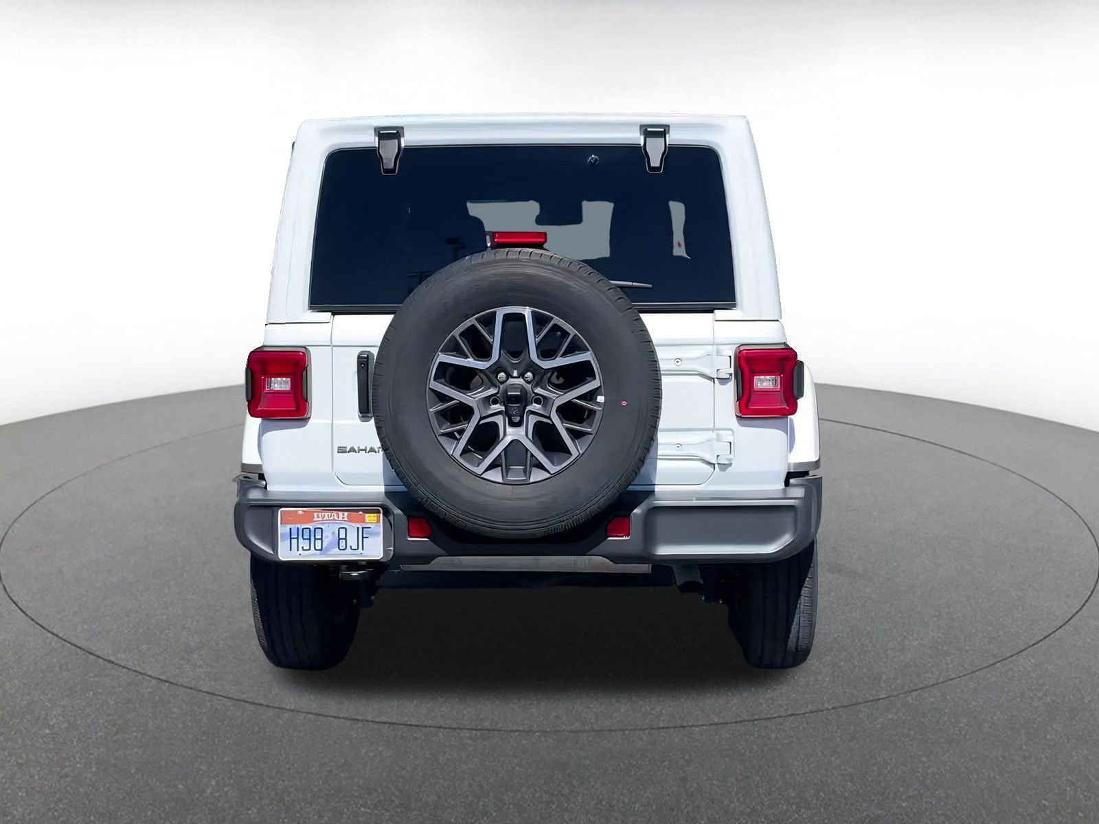 Used 2025 Jeep Wrangler Sahara image 12