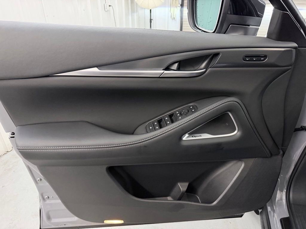 New 2027 INFINITI QX60 Sport w/ Dark Cargo Package AWD/4WD image 10