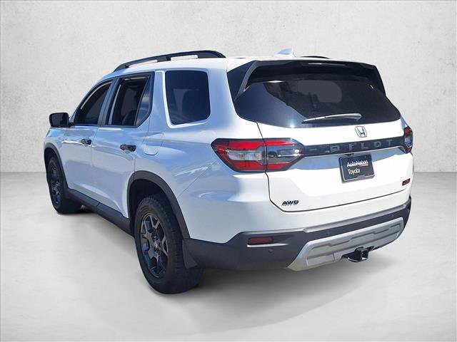 Used 2024 Honda Pilot TrailSport image 8