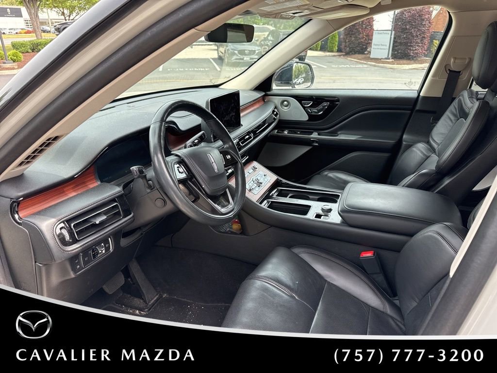 Used 2023 Lincoln Aviator Grand Touring w/ Equipment Group 301A AWD/4WD image 9