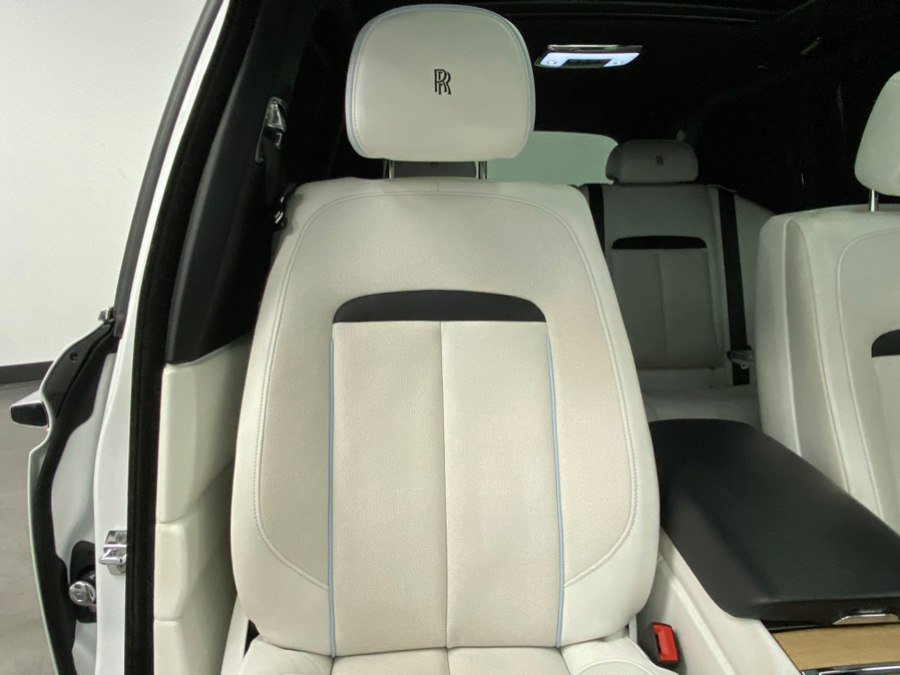 Used 2019 Rolls-Royce Cullinan AWD/4WD image 24