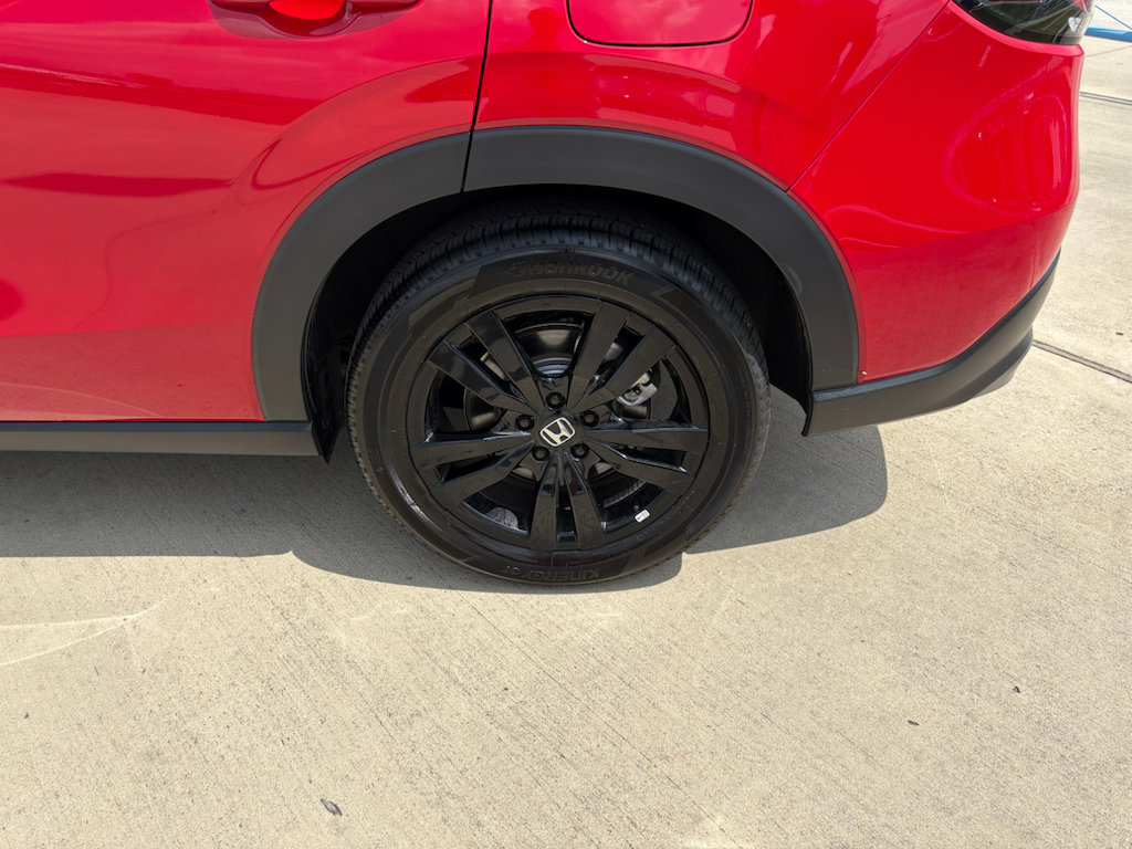 Certified 2026 Honda HR-V Sport image 32
