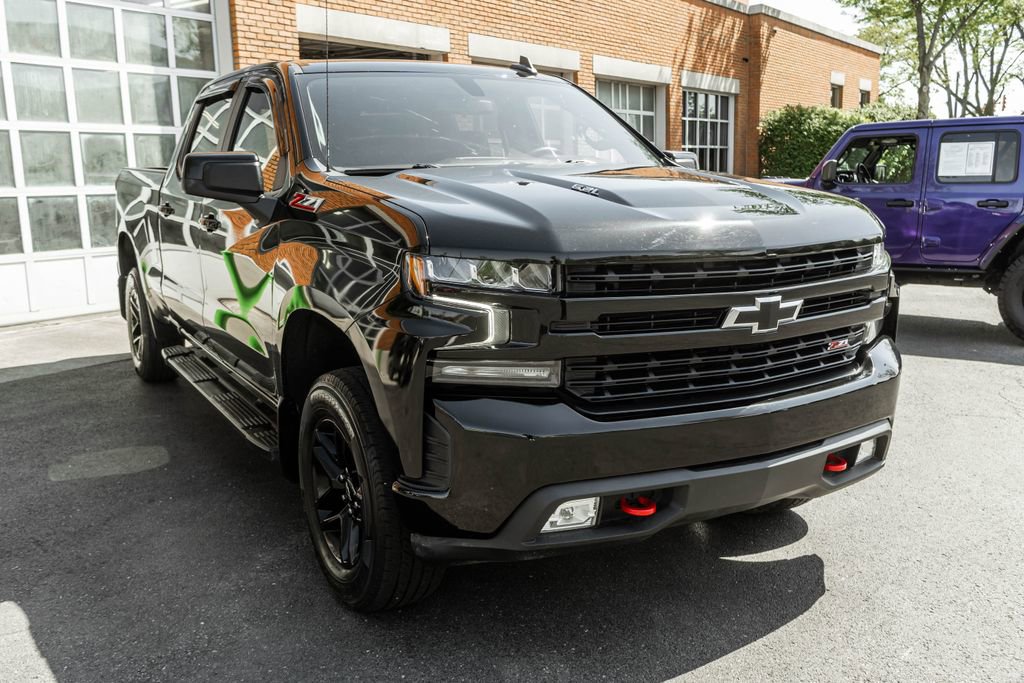 Used 2022 Chevrolet Silverado 1500 LT Trail Boss w/ Bed Protection Package AWD/4WD image 6