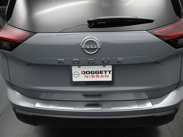 New 2026 Nissan Rogue SV w/ Cold Weather Package FWD image 10