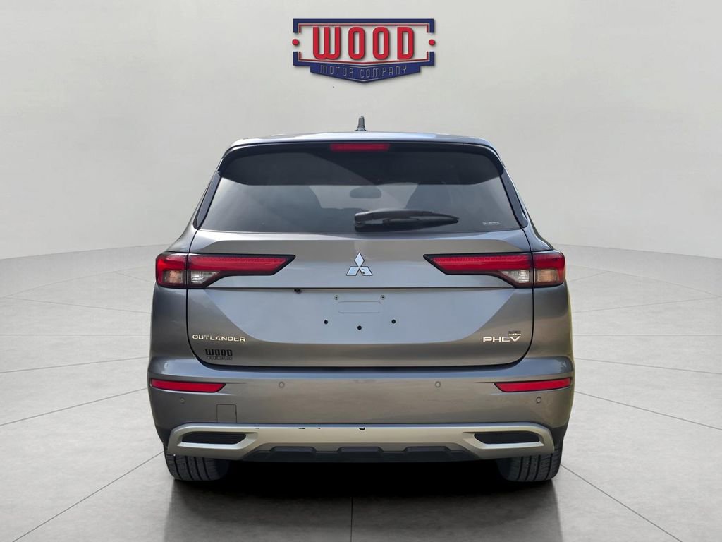 Used 2023 Mitsubishi Outlander SE image 5