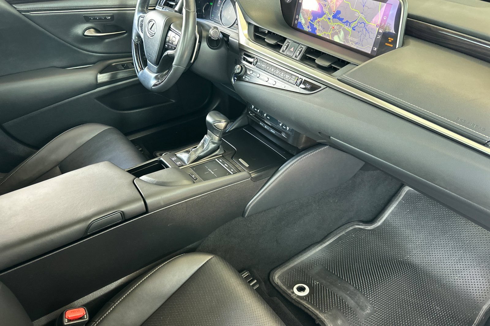 Used 2020 Lexus ES 300h w/ Premium Package FWD image 12