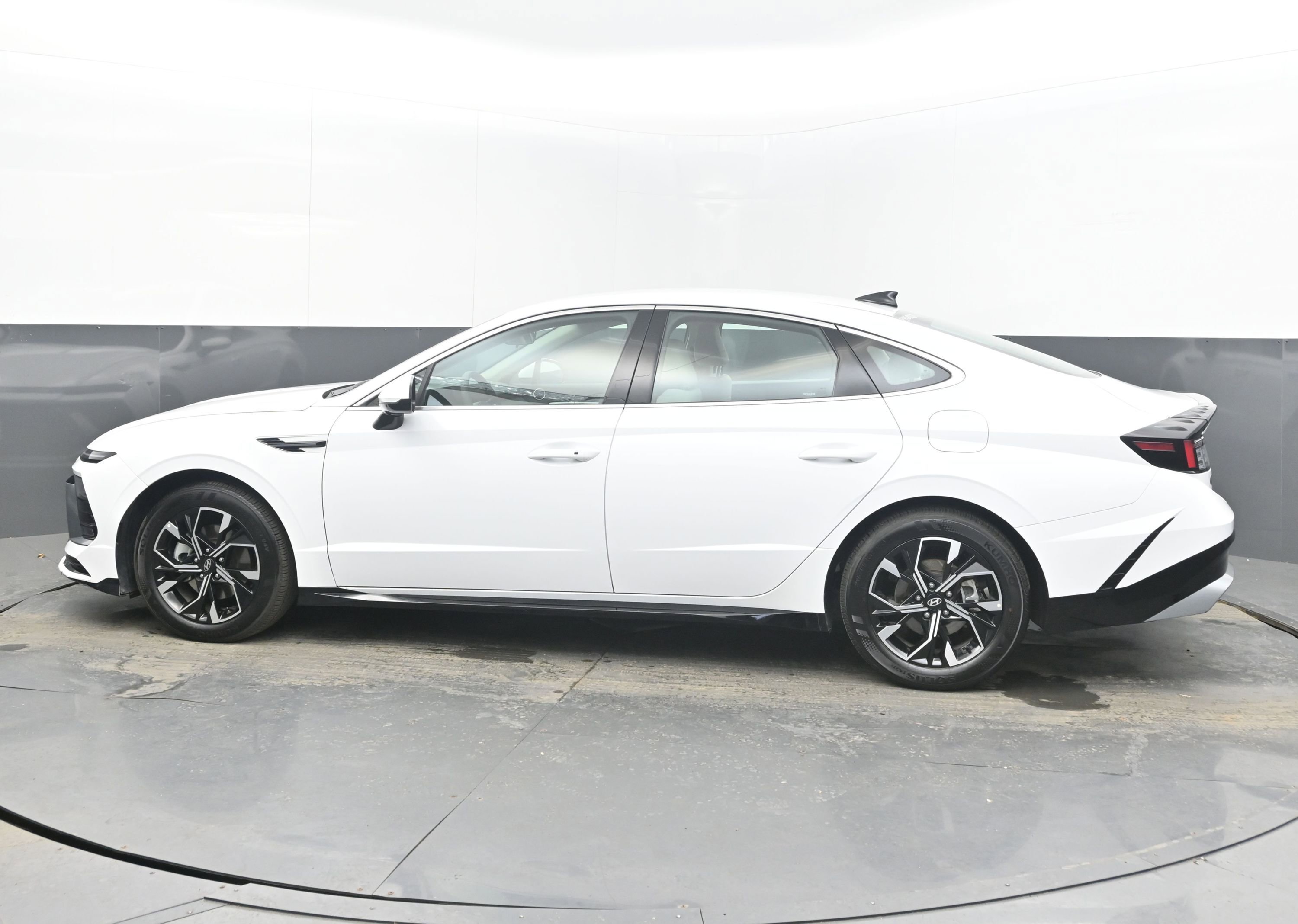 Used 2025 Hyundai Sonata SEL image 7