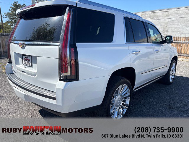 Used 2017 Cadillac Escalade Platinum AWD/4WD image 7