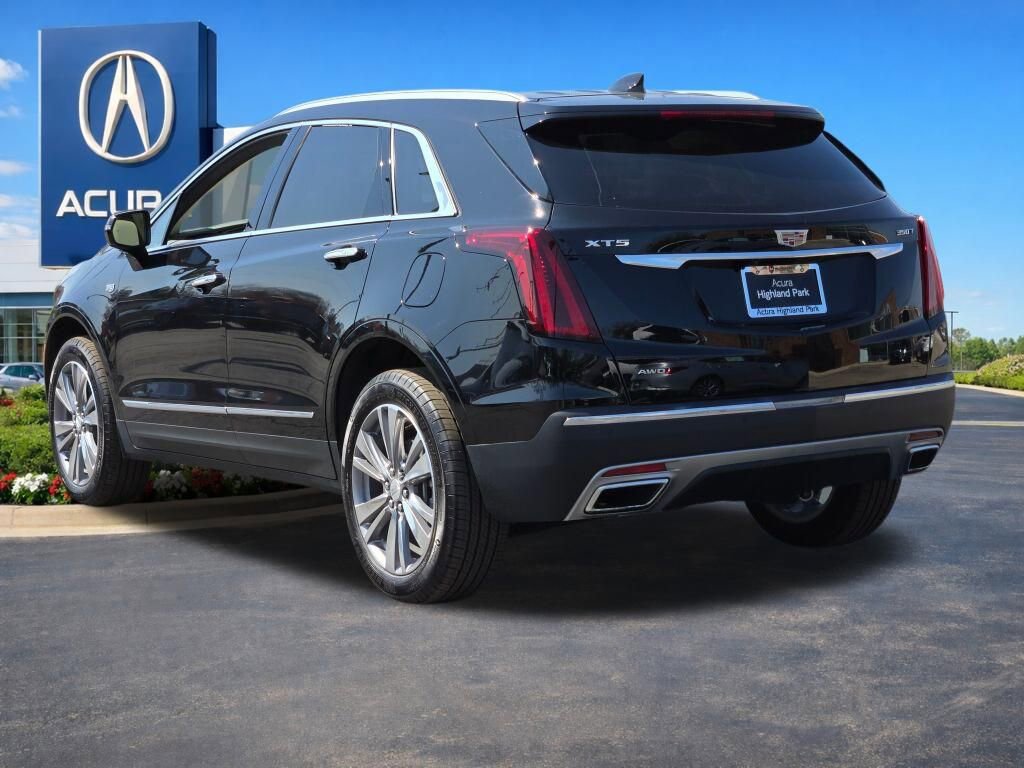 Used 2025 Cadillac XT5 Premium Luxury w/ LPO, Floor Liner Package AWD/4WD image 21