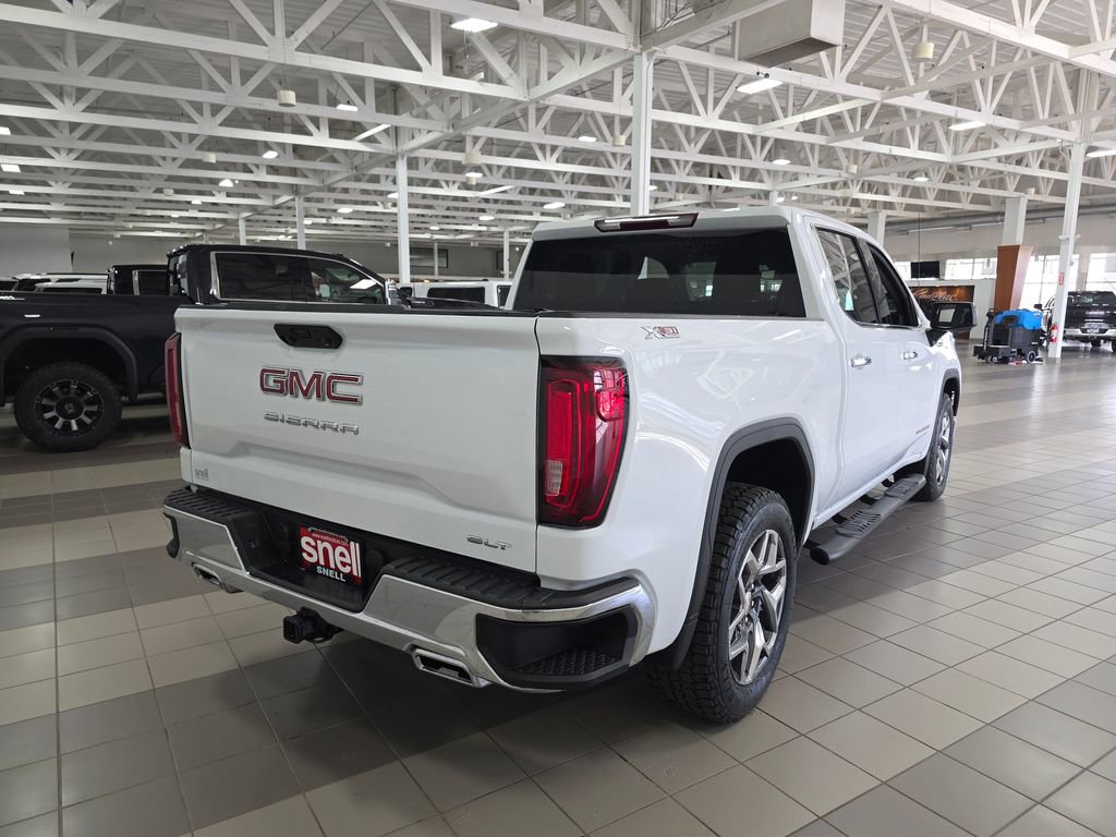 Used 2023 GMC Sierra 1500 SLT w/ X31 Off-Road Package AWD/4WD image 6