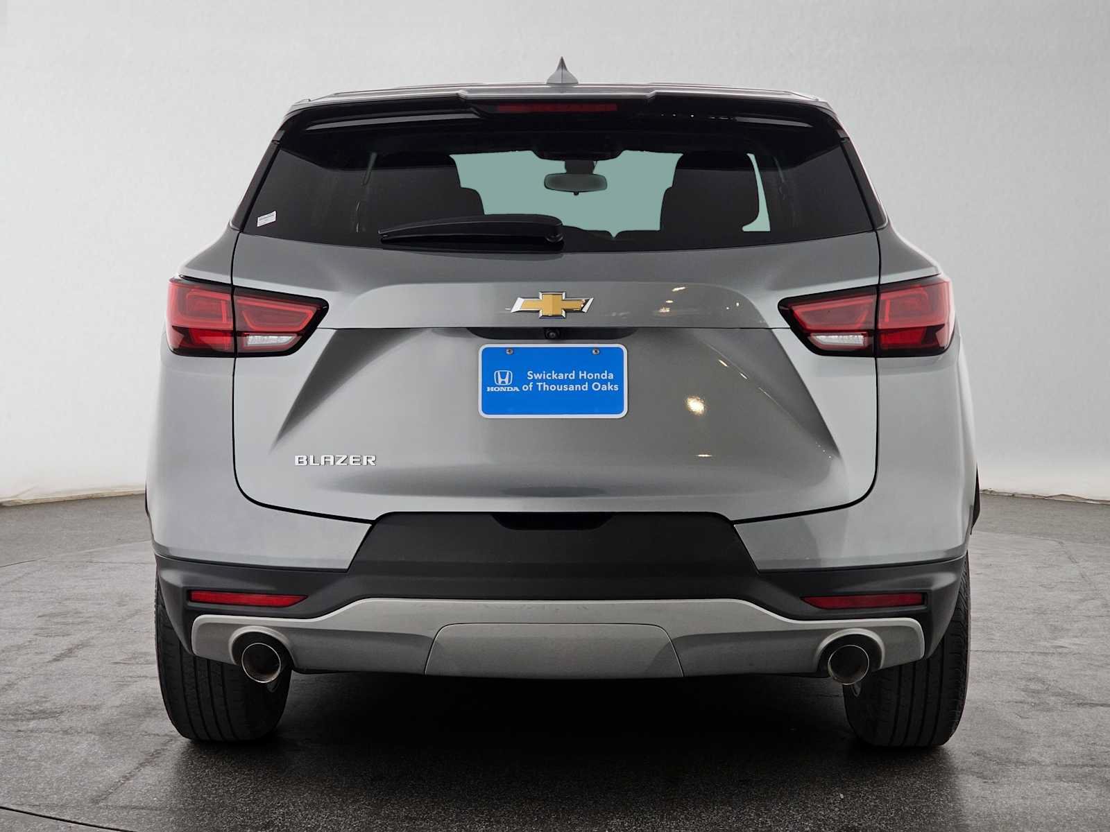 Used 2023 Chevrolet Blazer LT FWD image 4