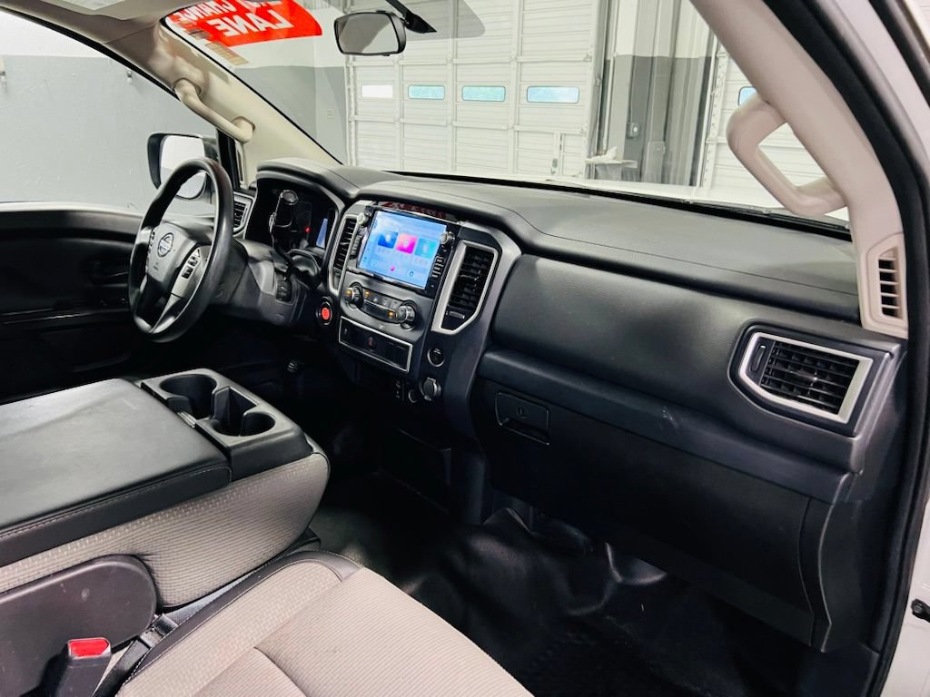 Used 2018 Nissan Titan S w/ S Utility Package RWD image 31