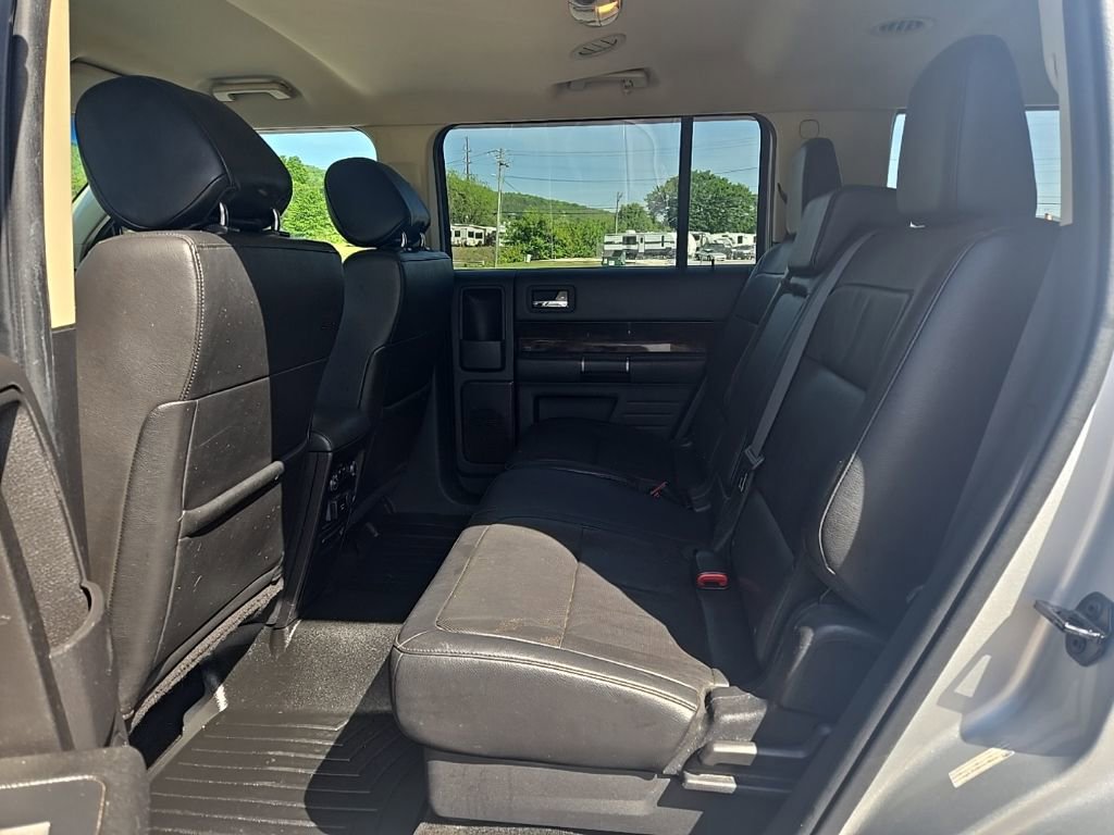 Used 2019 Ford Flex Limited FWD image 16