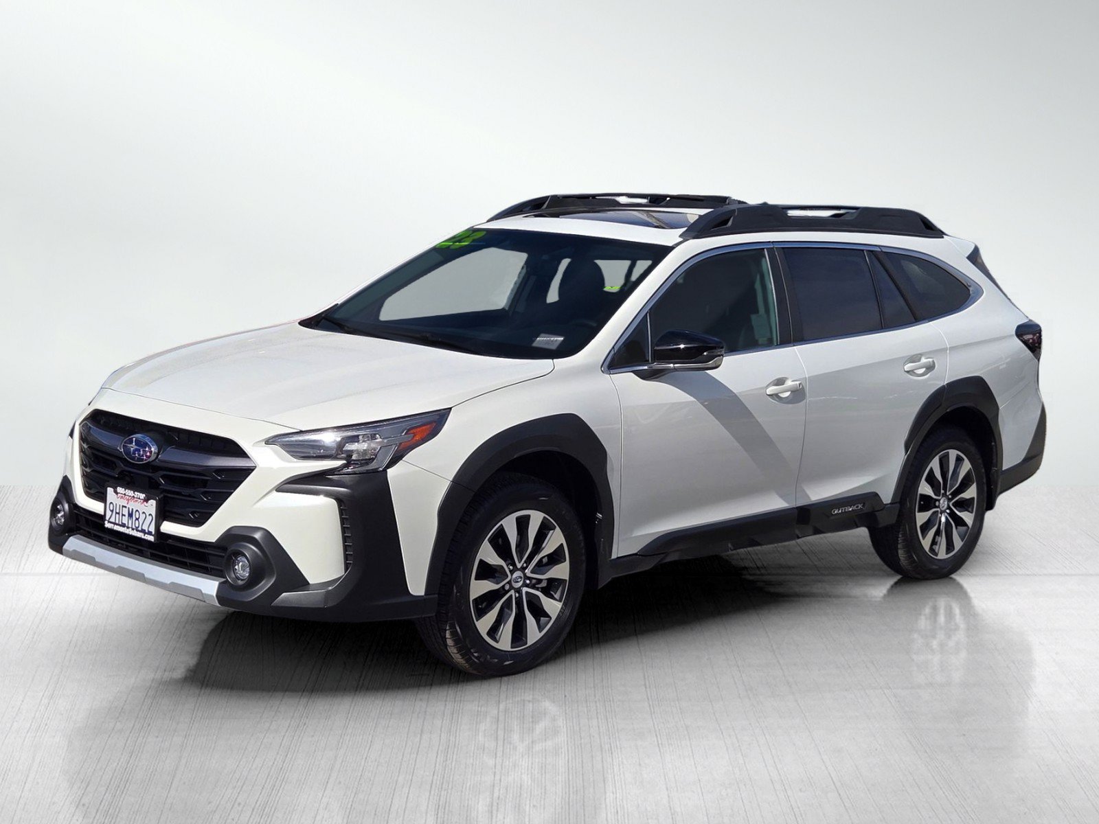 Used 2023 Subaru Outback Limited AWD/4WD image 8